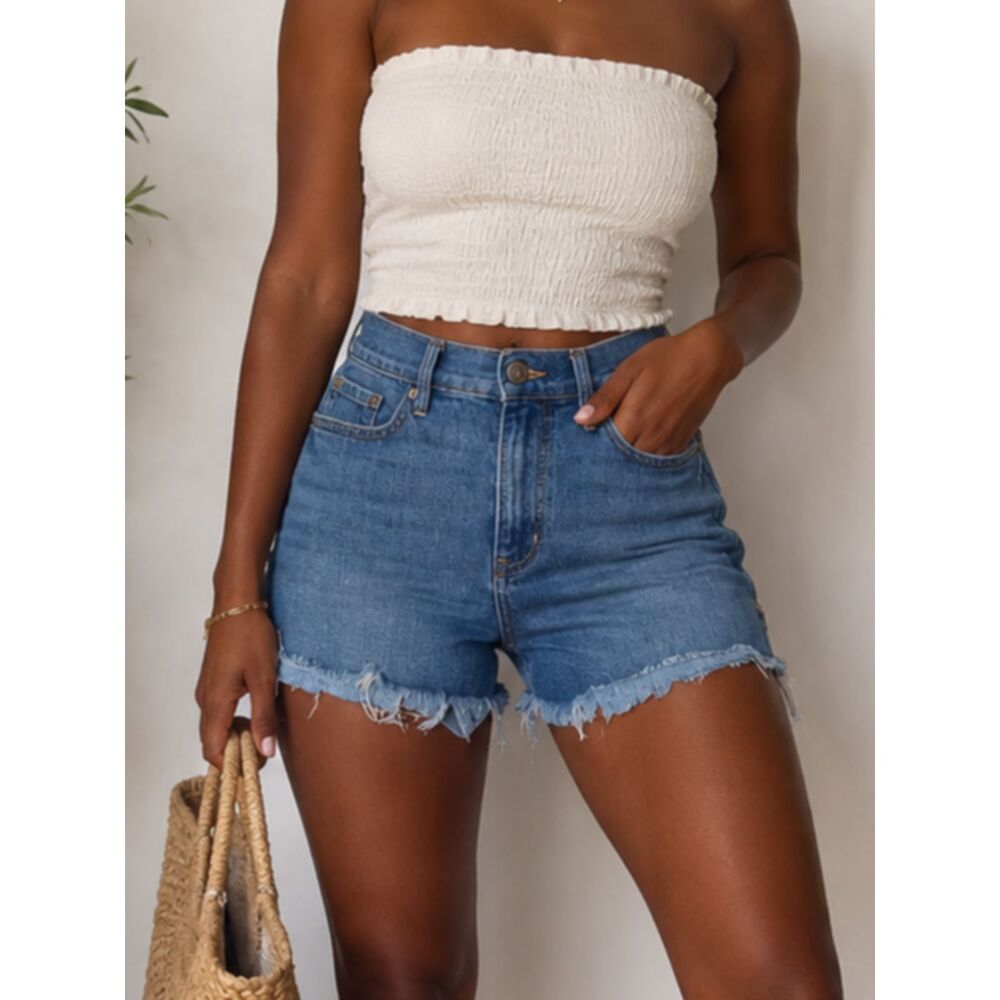 Calvin Klein Jeans High Rise Cutoff Denim Shorts Size 27 Distressed Shortie